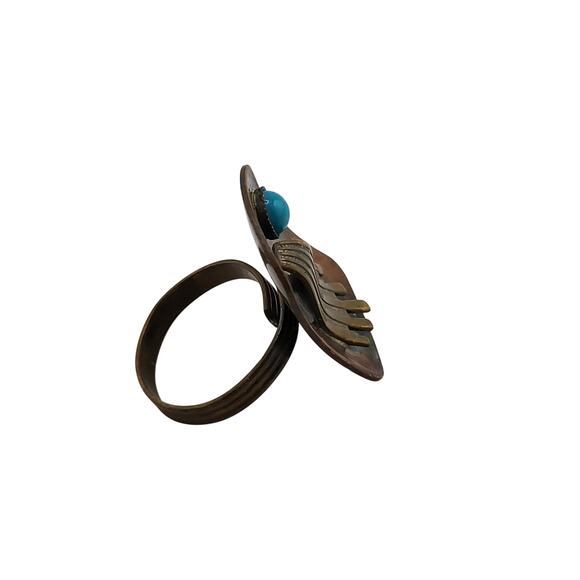 Vintage Artisan Copper Brass Adjustable Ring Turquoise Glass Cab Modernist - Picture 3 of 7